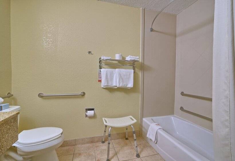 مُتل Super 8 By Wyndham Latham   Albany Airport