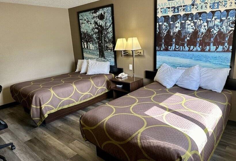 مُتل Super 8 By Wyndham Latham   Albany Airport