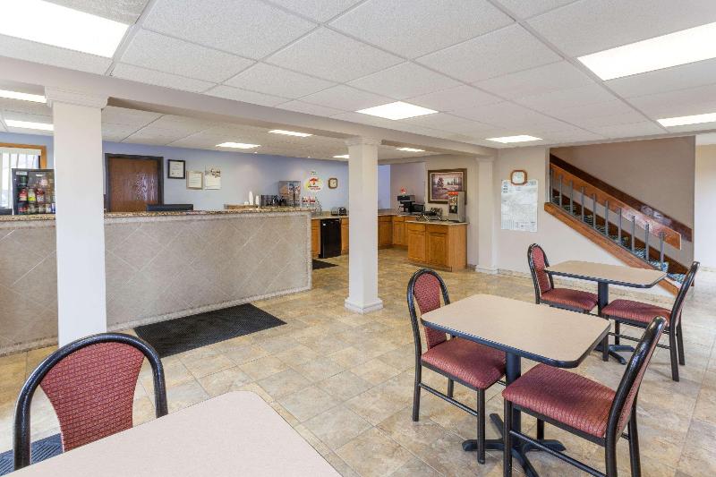 فندق على الطريق Super 8 By Wyndham Michigan City