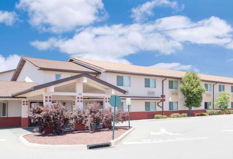 فندق على الطريق Super 8 By Wyndham Middletown