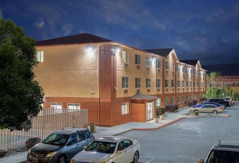 모텔 Super 8 By Wyndham The Dalles Or