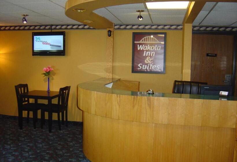 מוטל Wakota Inn And Suites
