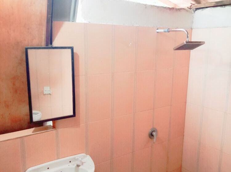 تختخواب و صبحانه Bintang Tiga Bungalows Gili Air