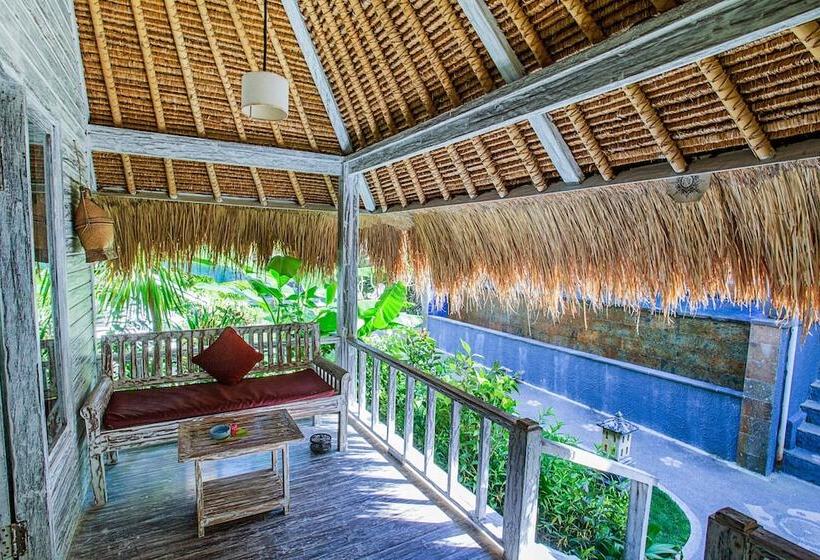 تختخواب و صبحانه Naturale Villas
