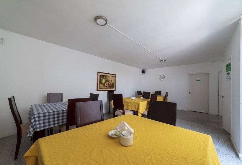 هتل Ayenda 1409 Casa Tequendama