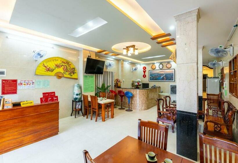 هتل Bong S House Homestay