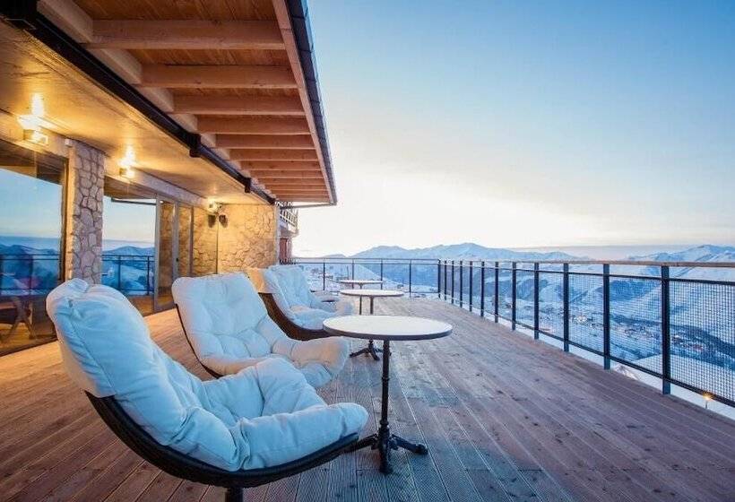 هتل Monte Gudauri