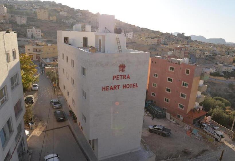 هتل Petra Heart
