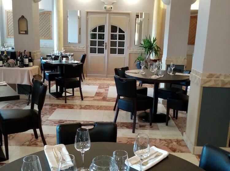 ホテル Restaurant Le Florentin