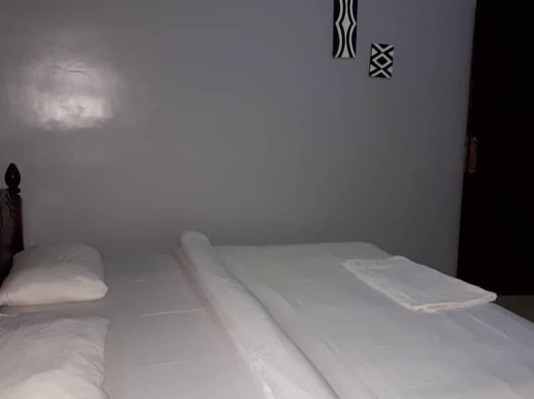 پانسیون Airport Hill Guest House