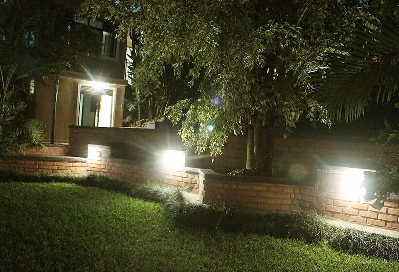 پانسیون Clearcom Residence
