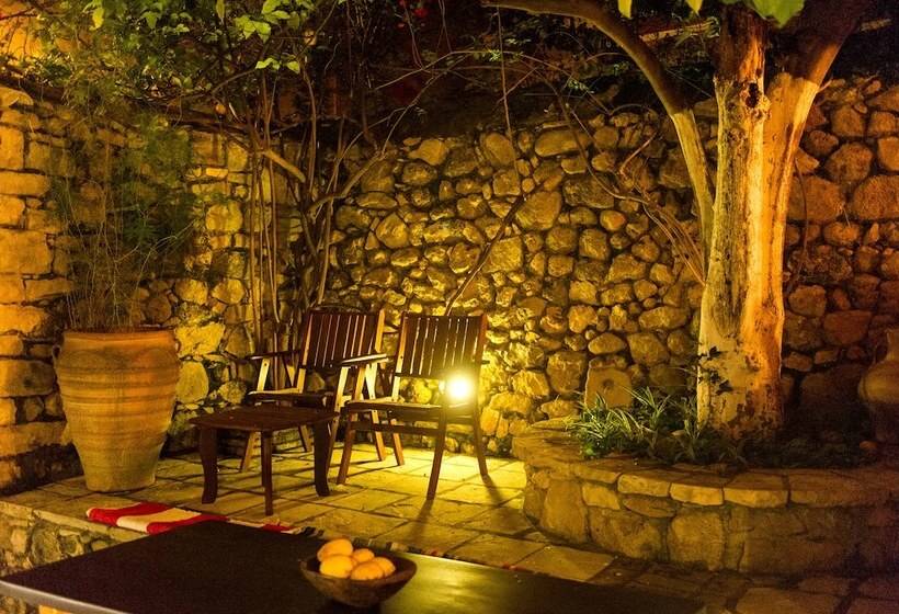 Small Luxury Hotel 1800