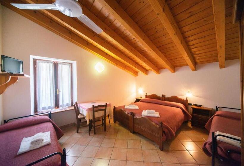 هتل Albergo Al Platano