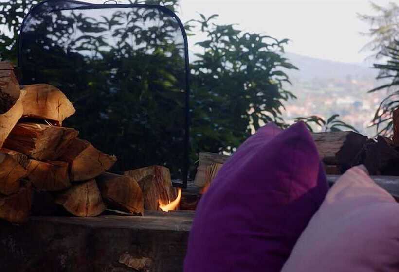 هتل Kampala Forest Resort