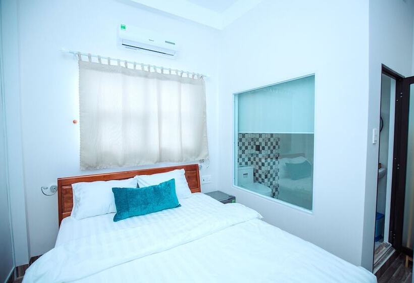 هتل Rome Hostel