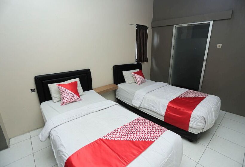 هتل Royal Borneo Guesthouse By Oyo Rooms