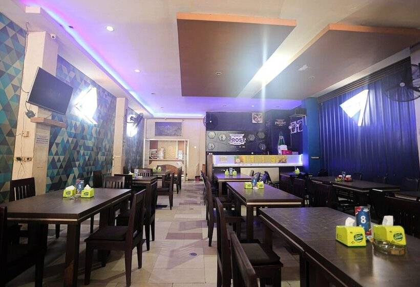 هتل Royal Borneo Guesthouse By Oyo Rooms