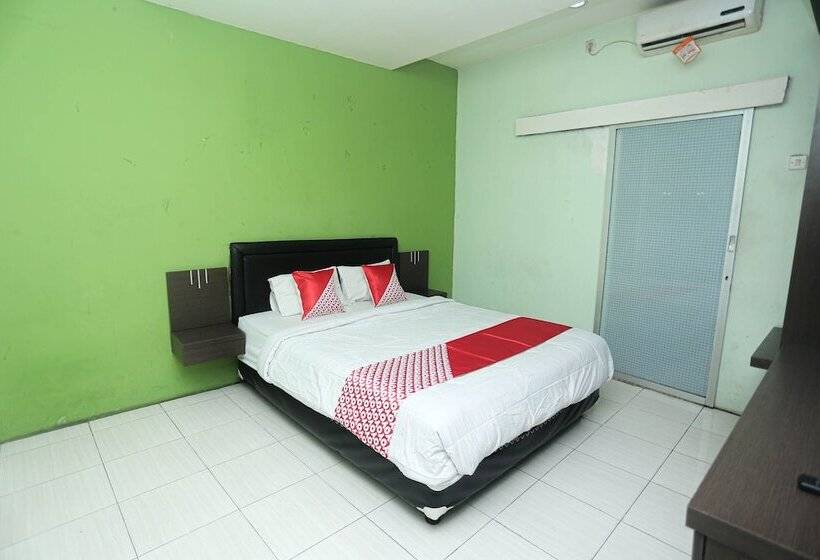 هتل Royal Borneo Guesthouse By Oyo Rooms