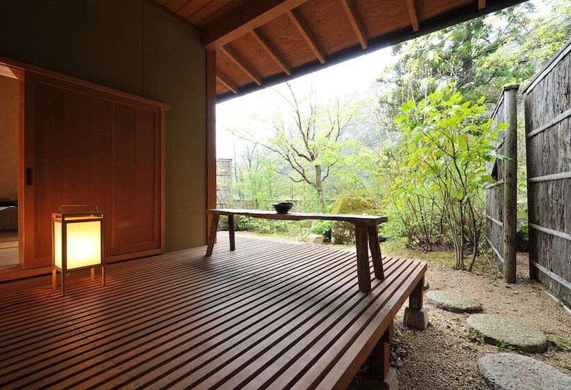 هتل Shima Onsen Tsuruya