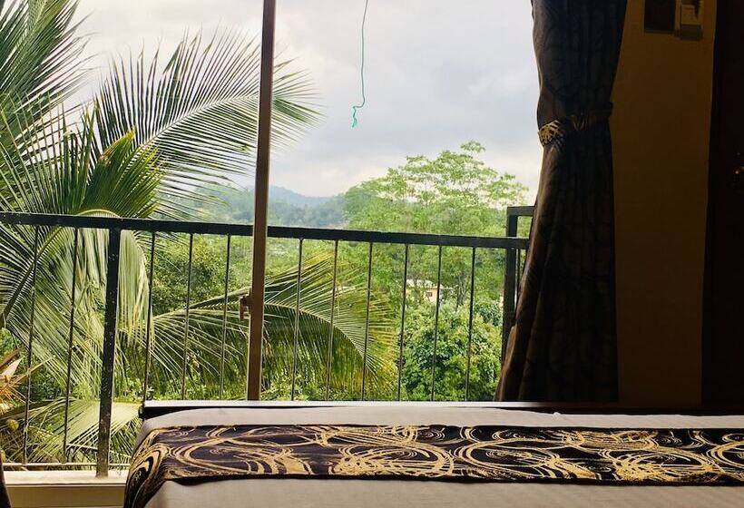 Bed and Breakfast Villa Forest View en Kandy Destinia