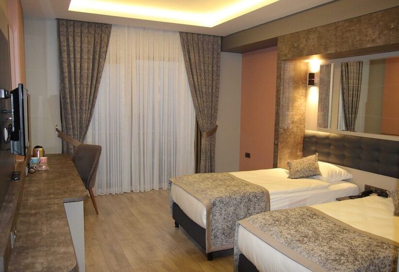 Ereza Otel