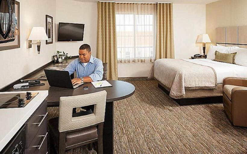 هتل Candlewood Suites Corpus Christi Portland, An Ihg