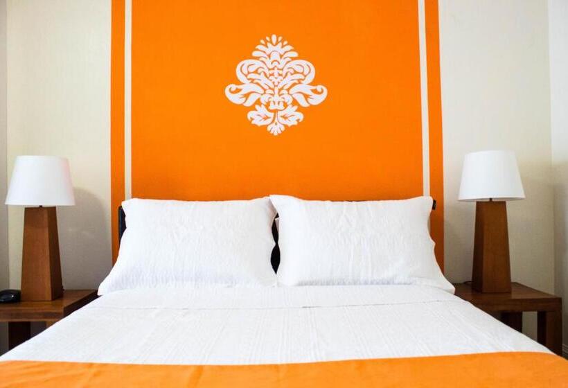 هتل Cavendish Heights Suites
