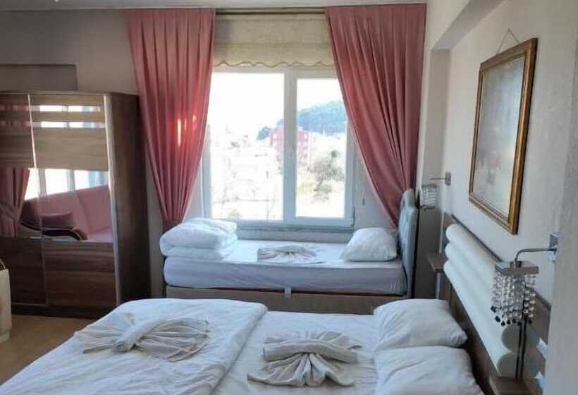 هتل Eceabat Gezen