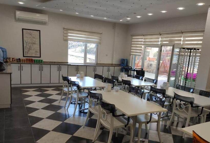 هتل Eceabat Gezen