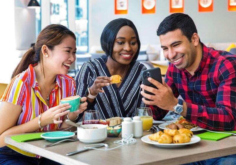 Fotos del hotel Ibis Styles Dubai Airport:  17