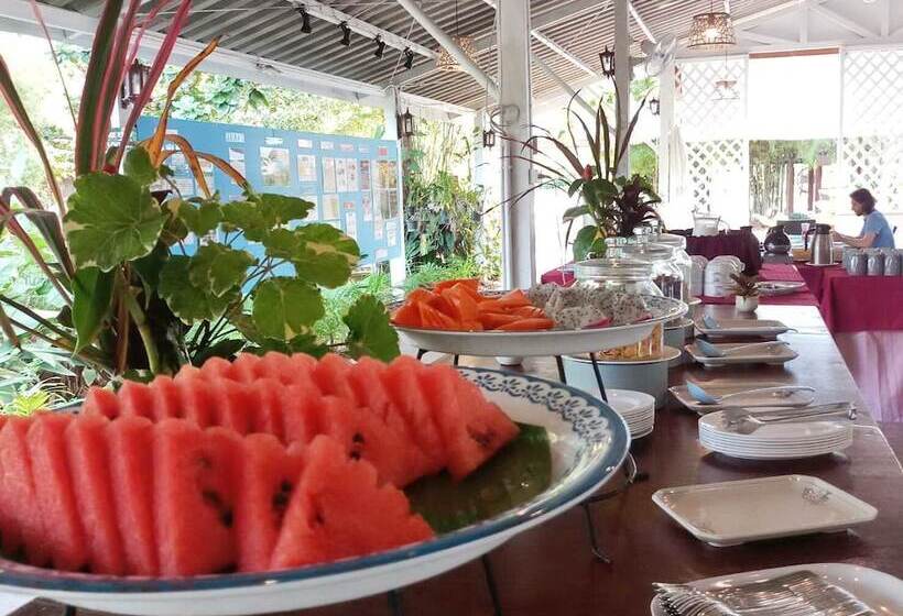Villa Warin Khao Lak