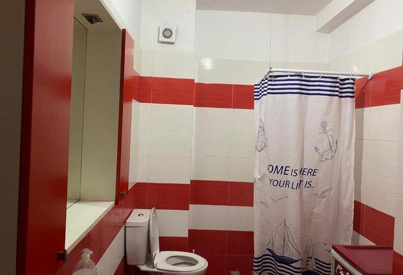 تختخواب و صبحانه Home Sweet Home   Guest House