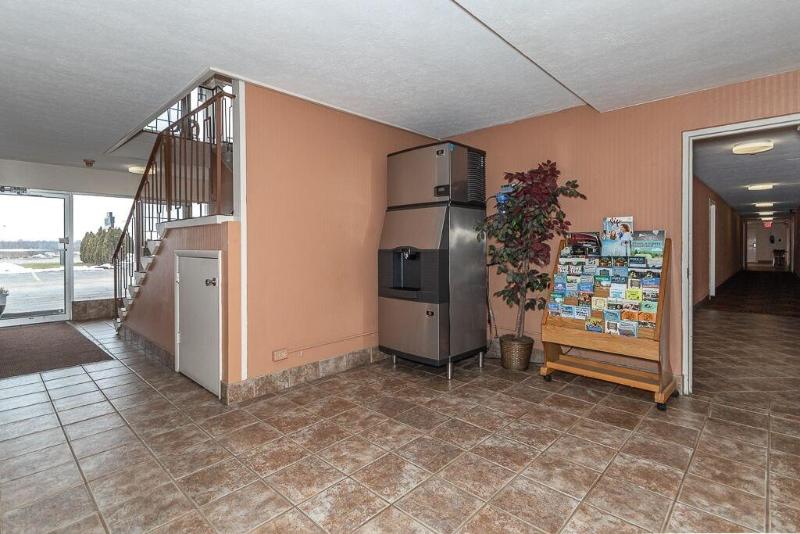 Отель Americas Best Value Inn Ashtabula/austinburg