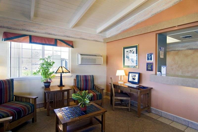 هتل Americas Best Value Inn & Suites Oroville