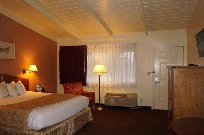 هتل Americas Best Value Inn & Suites Oroville