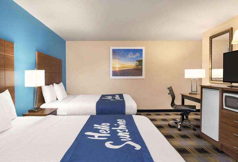 هتل Days Inn By Wyndham Middletown/newport Area