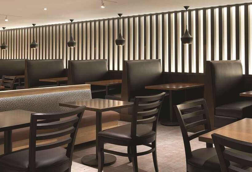 هتل Embassy Suites Baltimore  Inner Harbor