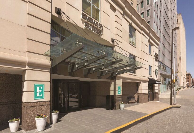 هتل Embassy Suites Baltimore  Inner Harbor