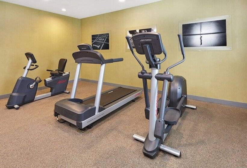 ホテル Holiday Inn Express & Suites Chicago Libertyville, An Ihg