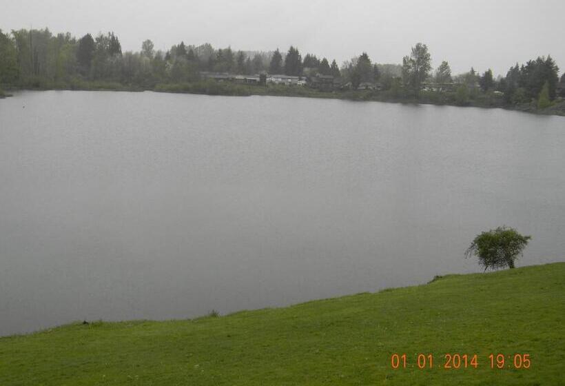 فندق Lakeview Inn Centralia