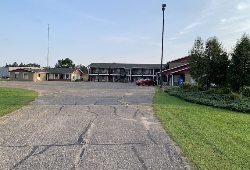 호텔 Pine River Inn