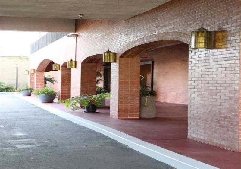 Redac Gateway Hotel Torrance