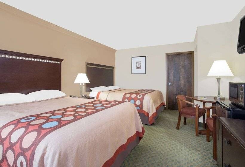 هتل Super 8 By Wyndham Danville