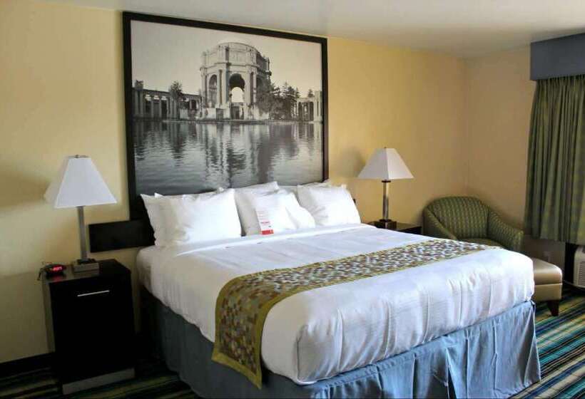 فندق Super 8 By Wyndham Vallejo/napa Valley