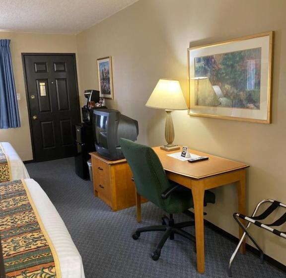 هتل Thunderbird Lodge, Norman, Ok