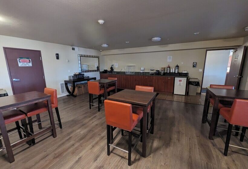 فندق Toppenish Inn And Suites