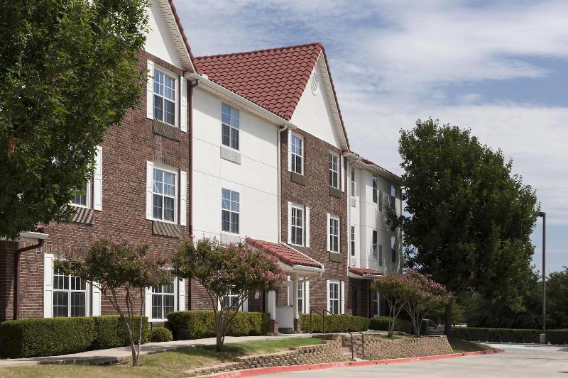 בית מלון כפרי Towneplace Suites Dallas Las Colinas
