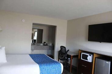 هتل Travelodge By Wyndham Cedar City