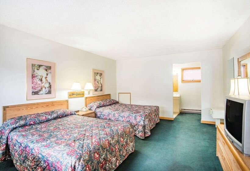 هتل Travelodge By Wyndham Lake George Ny