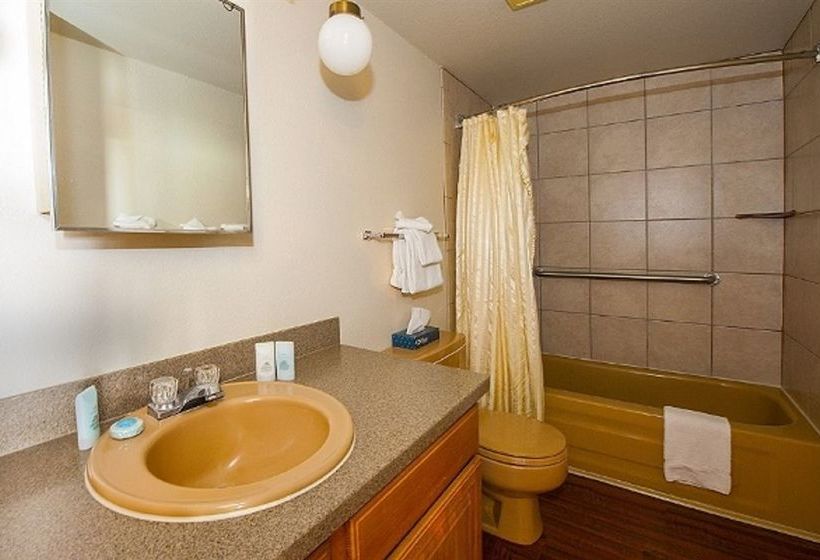 فندق Twin Rivers Condominiums